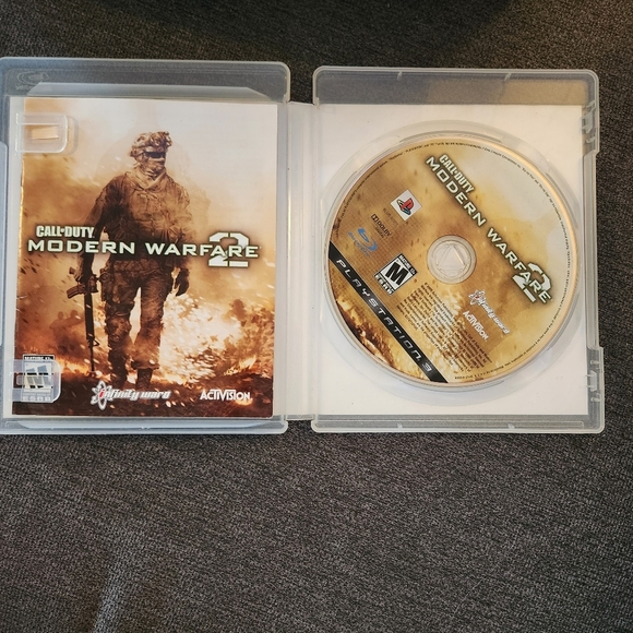Call of Duty: Modern Warfare 2 (PlayStation 3, 2009) PS3 Video Game - Picture 3 of 3